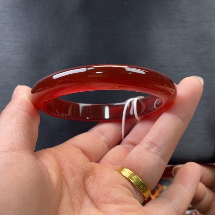 玛瑙/玉髓未镶嵌手镯58.8