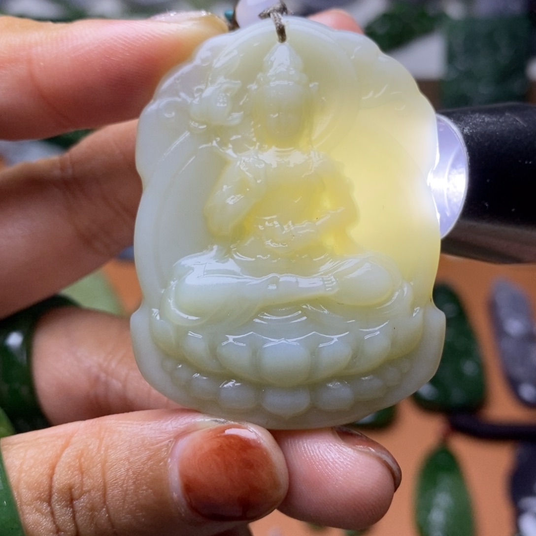 和田玉未镶嵌颈饰