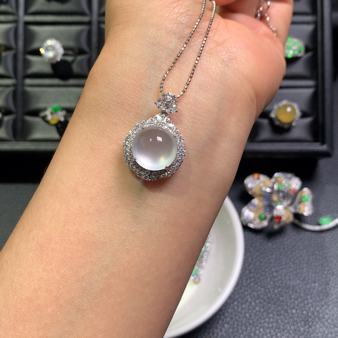 石英质玉银S925镶嵌颈饰