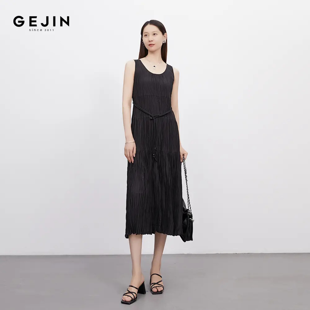 GEJIN/歌锦新款百褶设计时尚高级气质显瘦百搭连衣裙GJ32552580