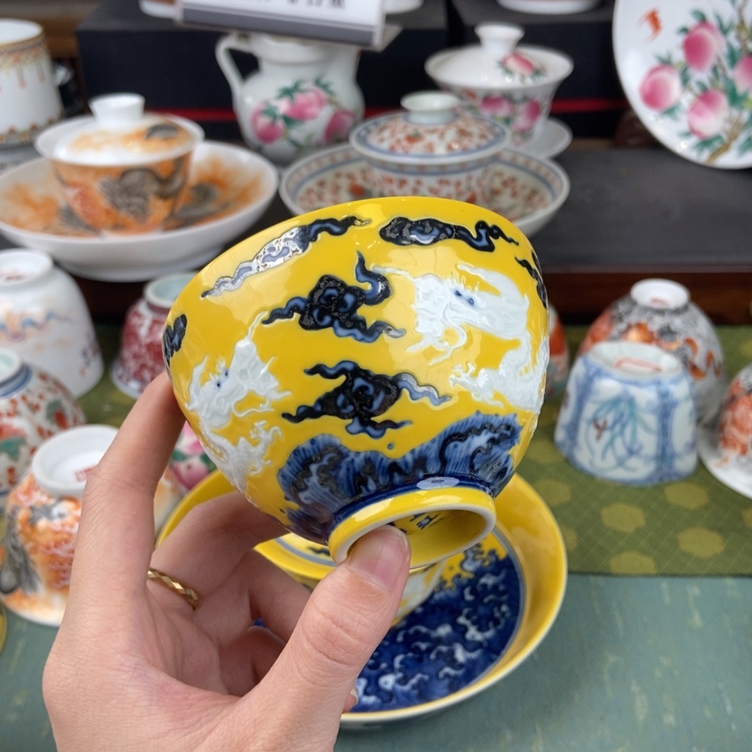 搞***长陶瓷的设计风格是非常高兴