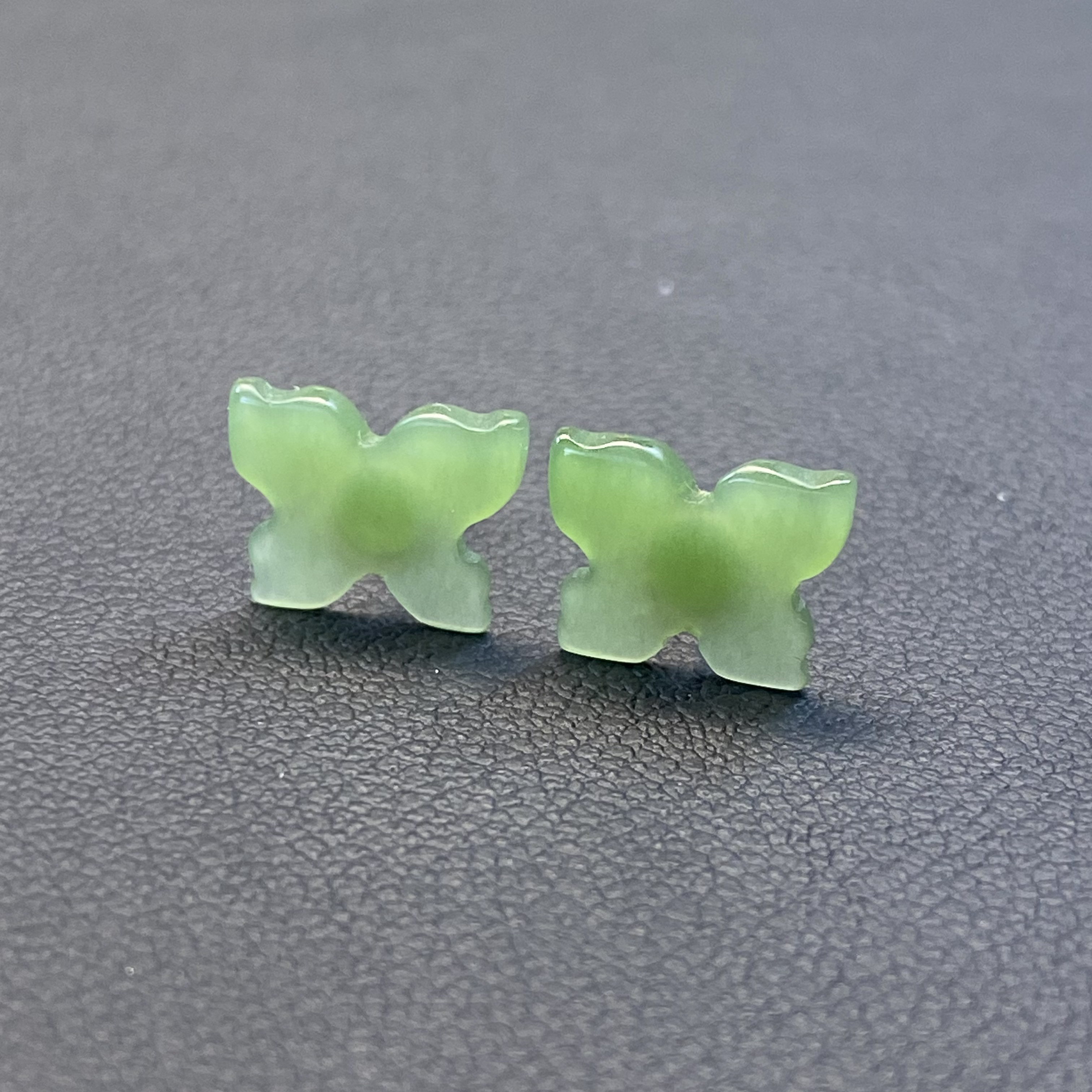 【庄周入梦】碧玉小蝴蝶耳钉