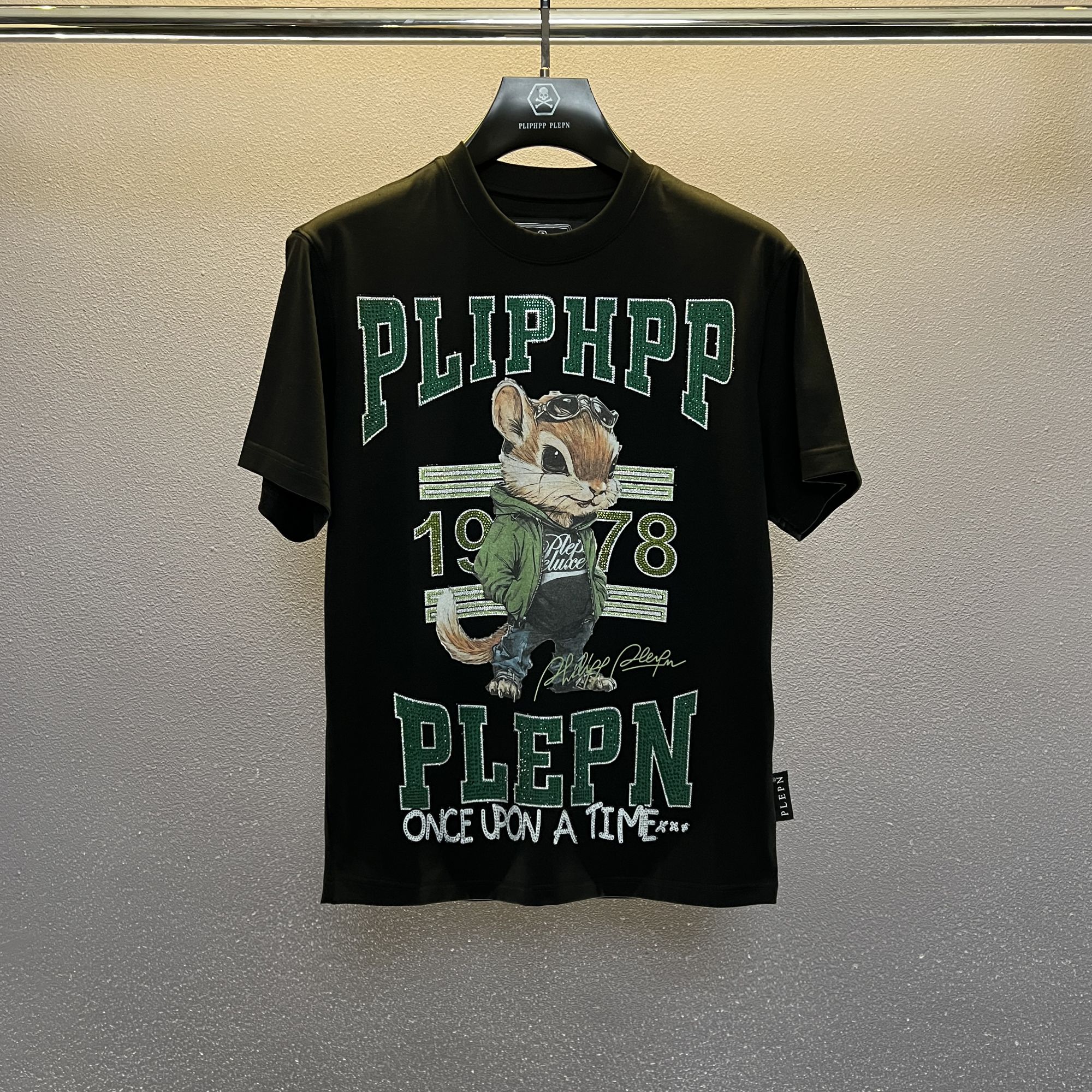 PLIPHPP PLEPN秋冬松鼠大侠烫钻时尚修身弹力男士修身短袖T恤1756