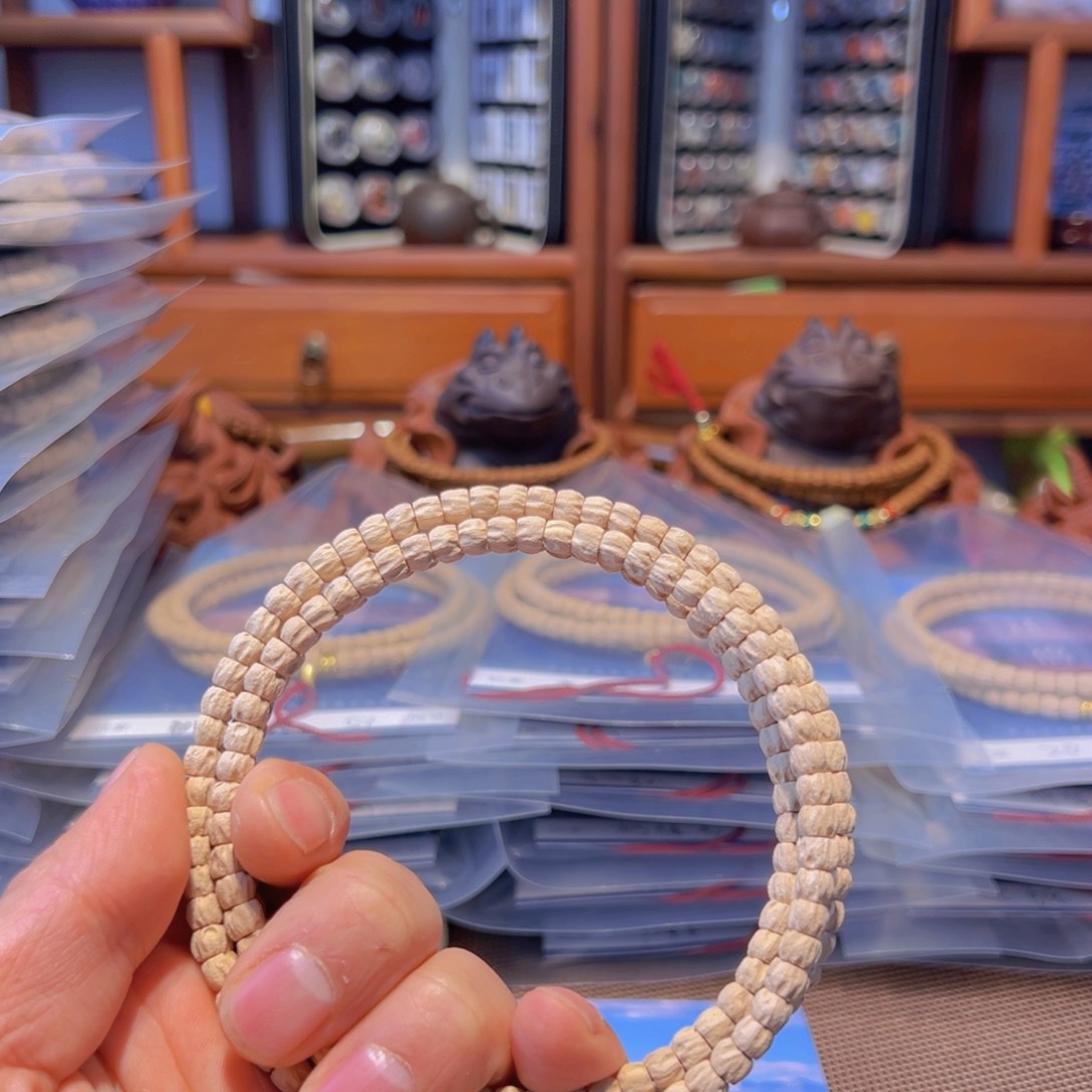 柏香籽/百香籽吊坠彪*、