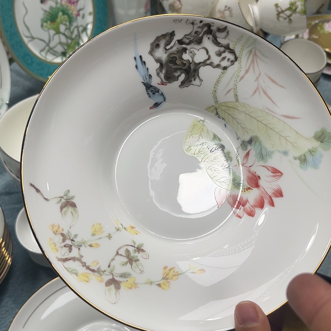 瓷片花神草帽盘二个哇塞