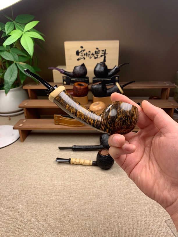 云帆独立斗师【光面切线河豚】手工烟斗
