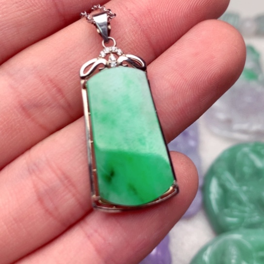 翡翠吊坠(不含链)未镶嵌