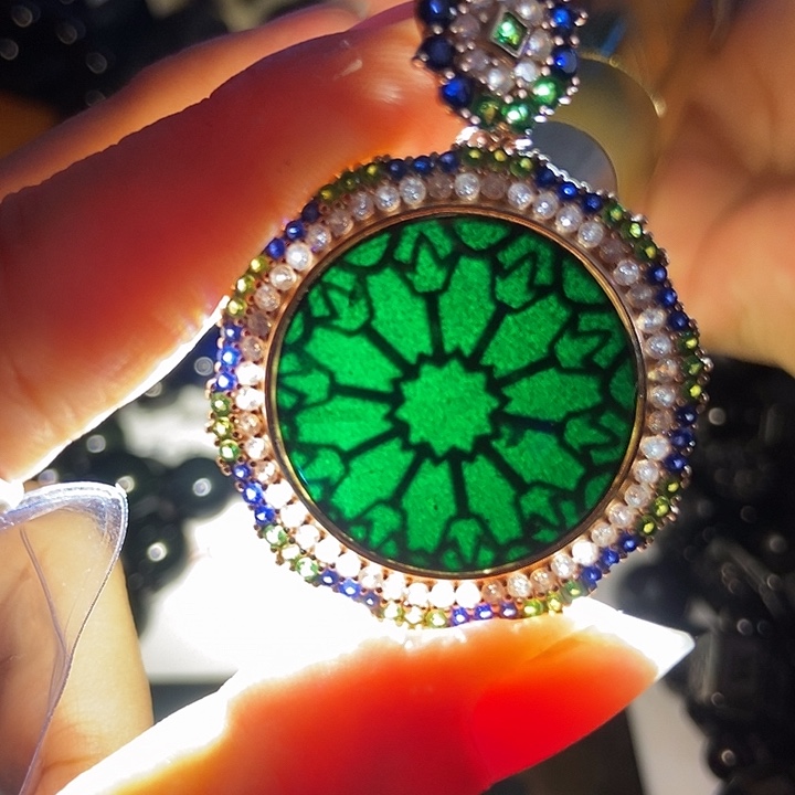 翡翠银S925镶嵌颈饰墨翠