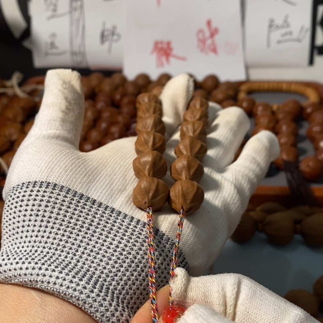 橄榄核手串7141精品4花蒜头小铁核15颗+鬼脸