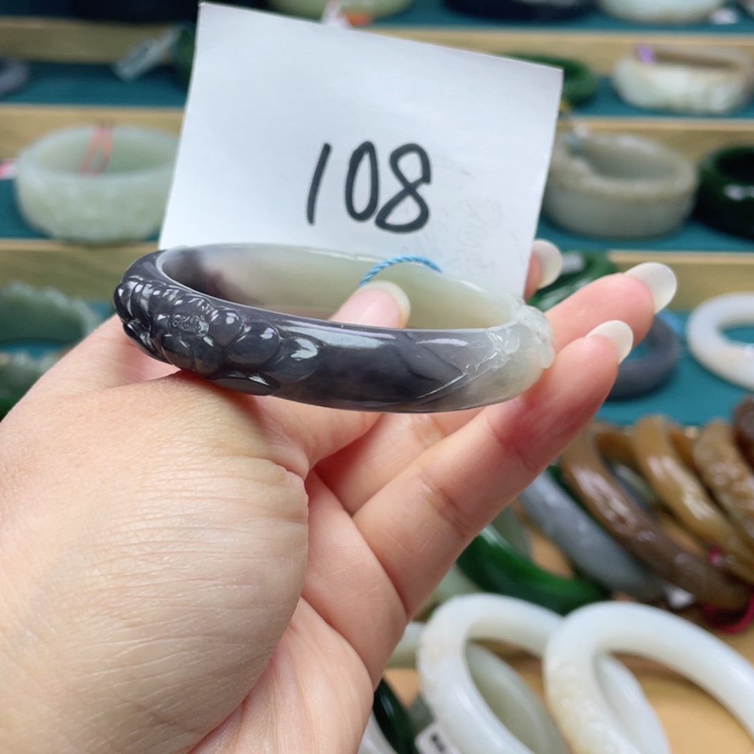未镶嵌手镯和田玉圈口56