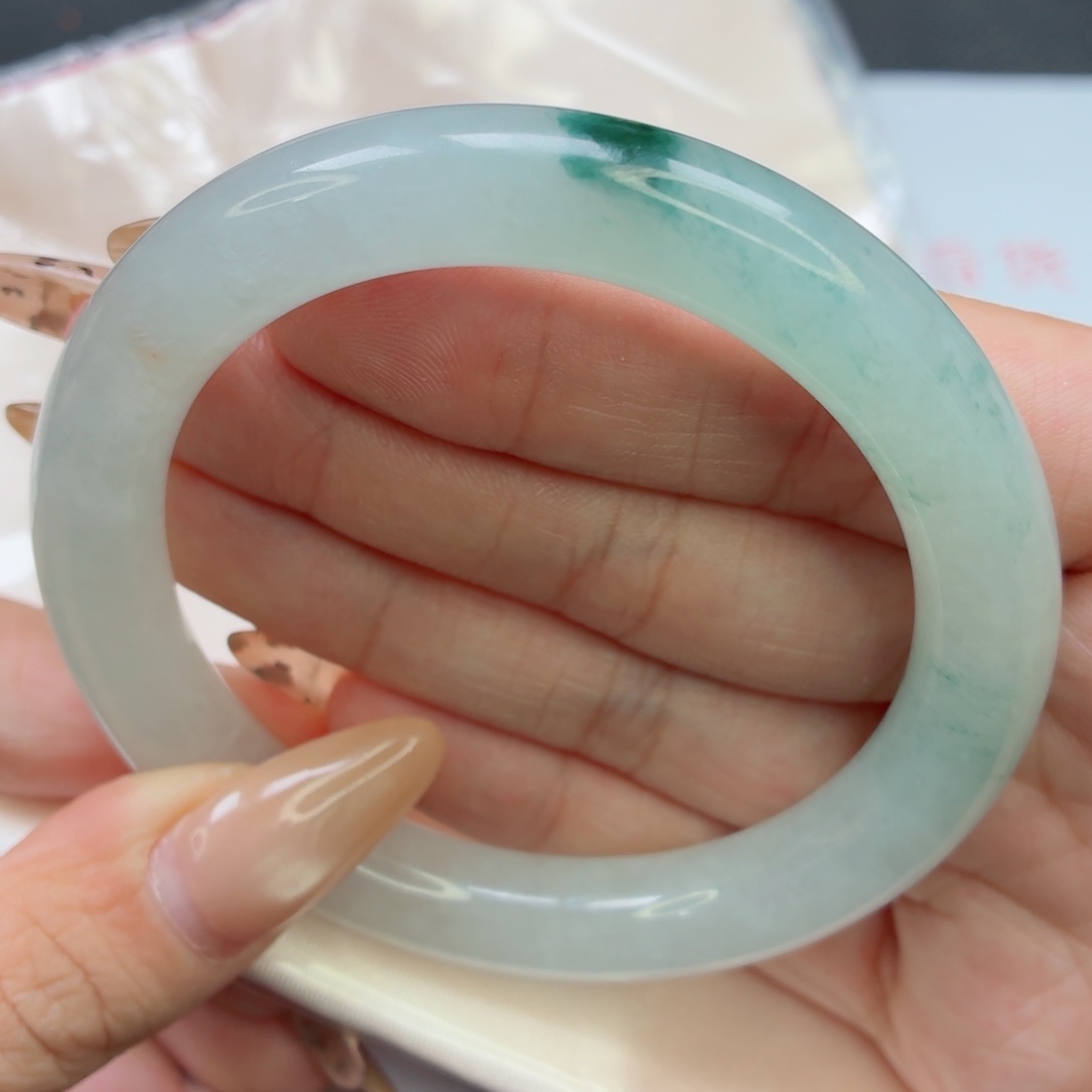 未镶嵌手镯翡翠45