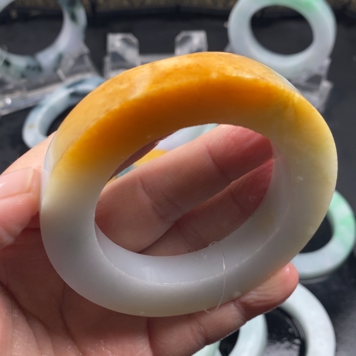 娟***娟定制翡翠未镶嵌翡翠
