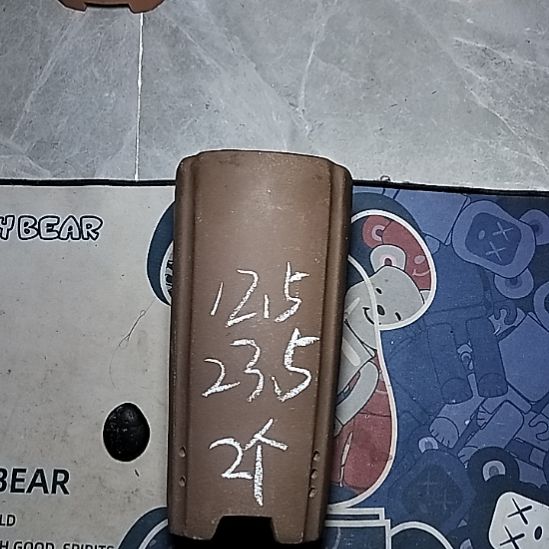 四方签筒两个花盆