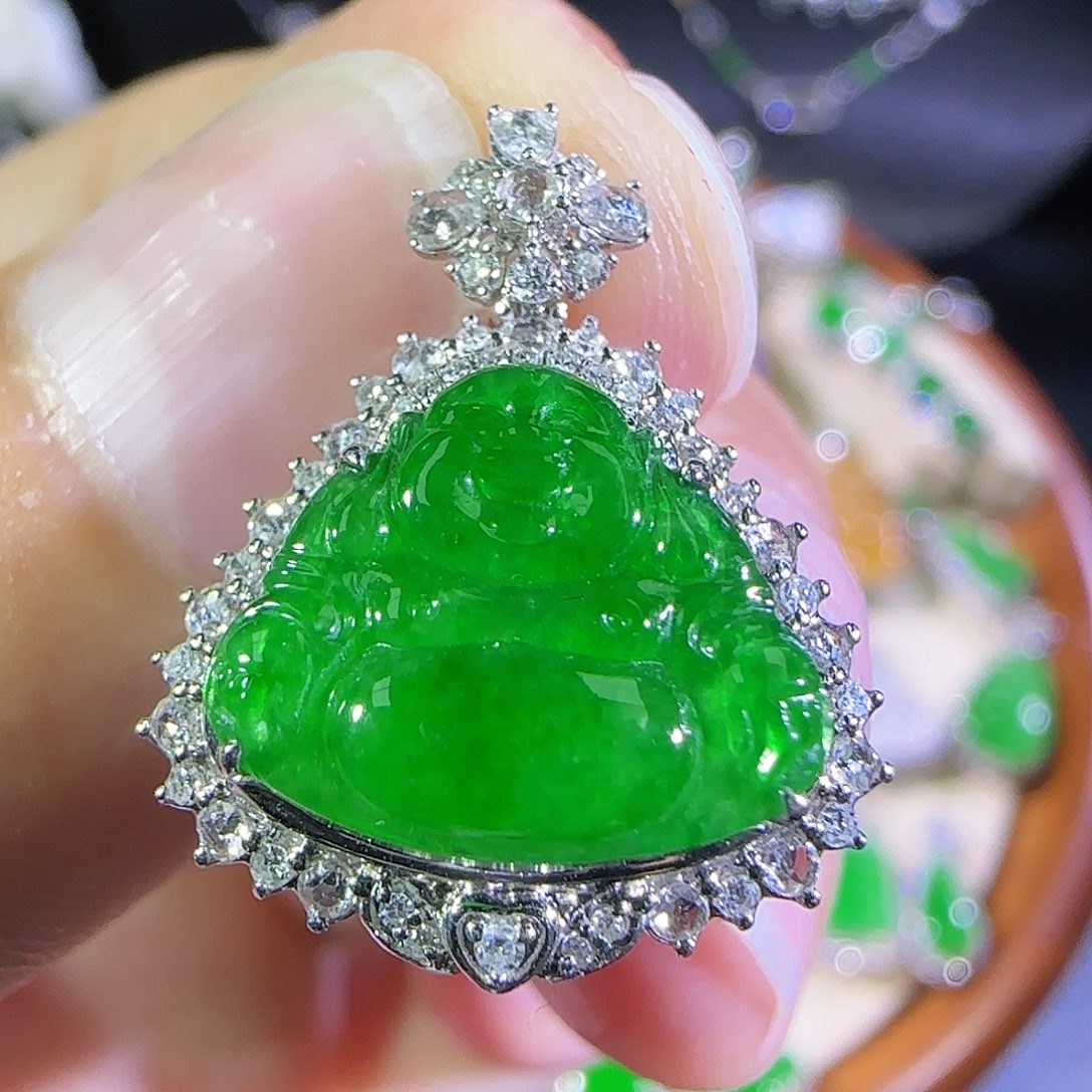 翡翠18K金镶嵌吊坠(不含链)