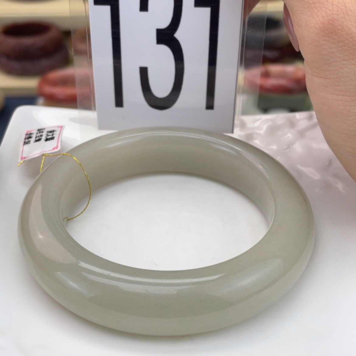 【闪购商品】石英质玉手镯未镶嵌