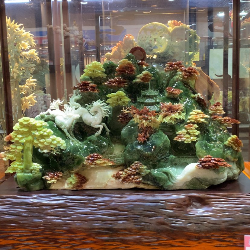 【闪购商品】未镶嵌蛇纹石玉摆件覆膜