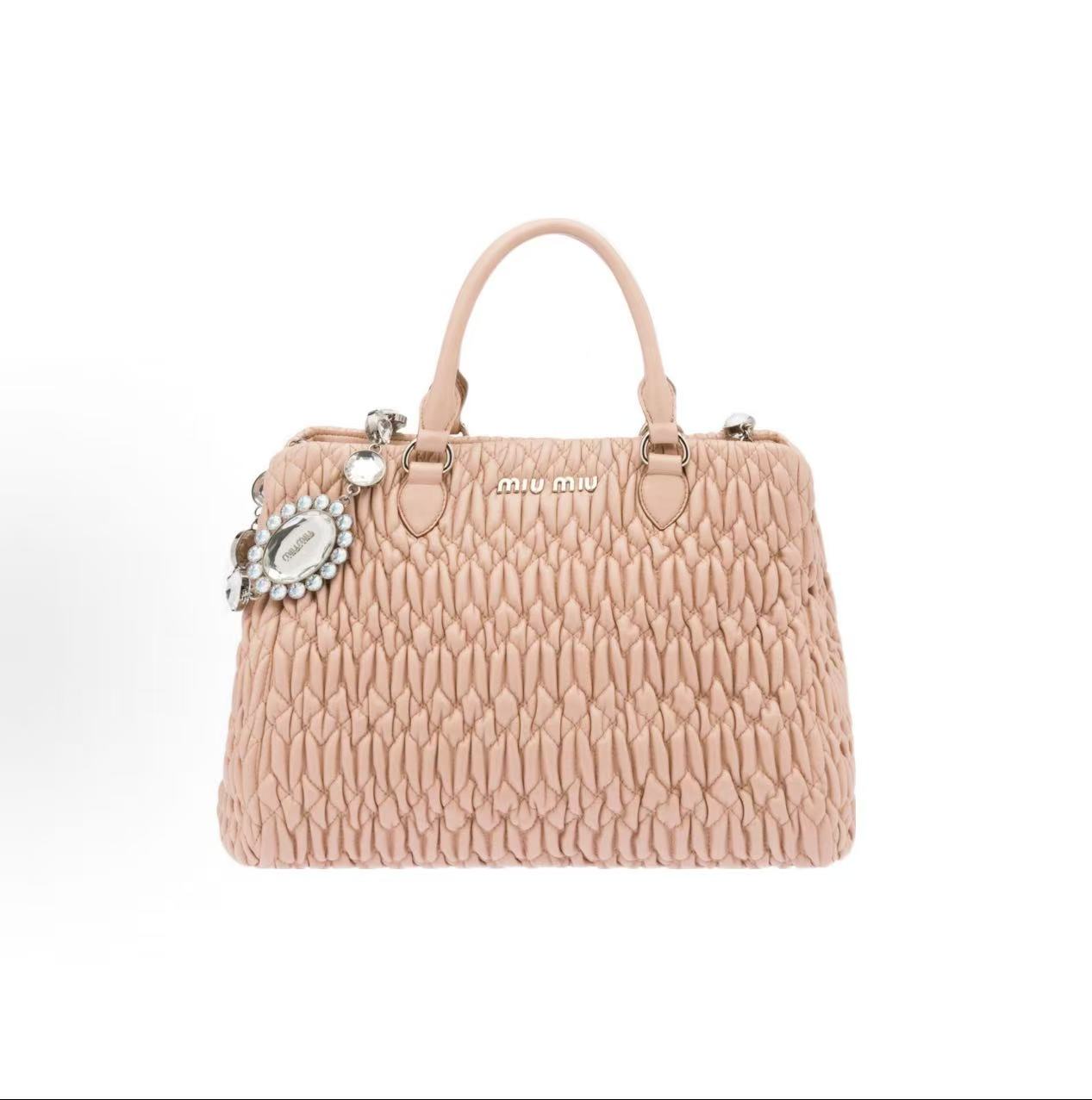 99新 MIU MIU/缪缪 【TVB识货】缪缪粉色抓皱纹 手提包
