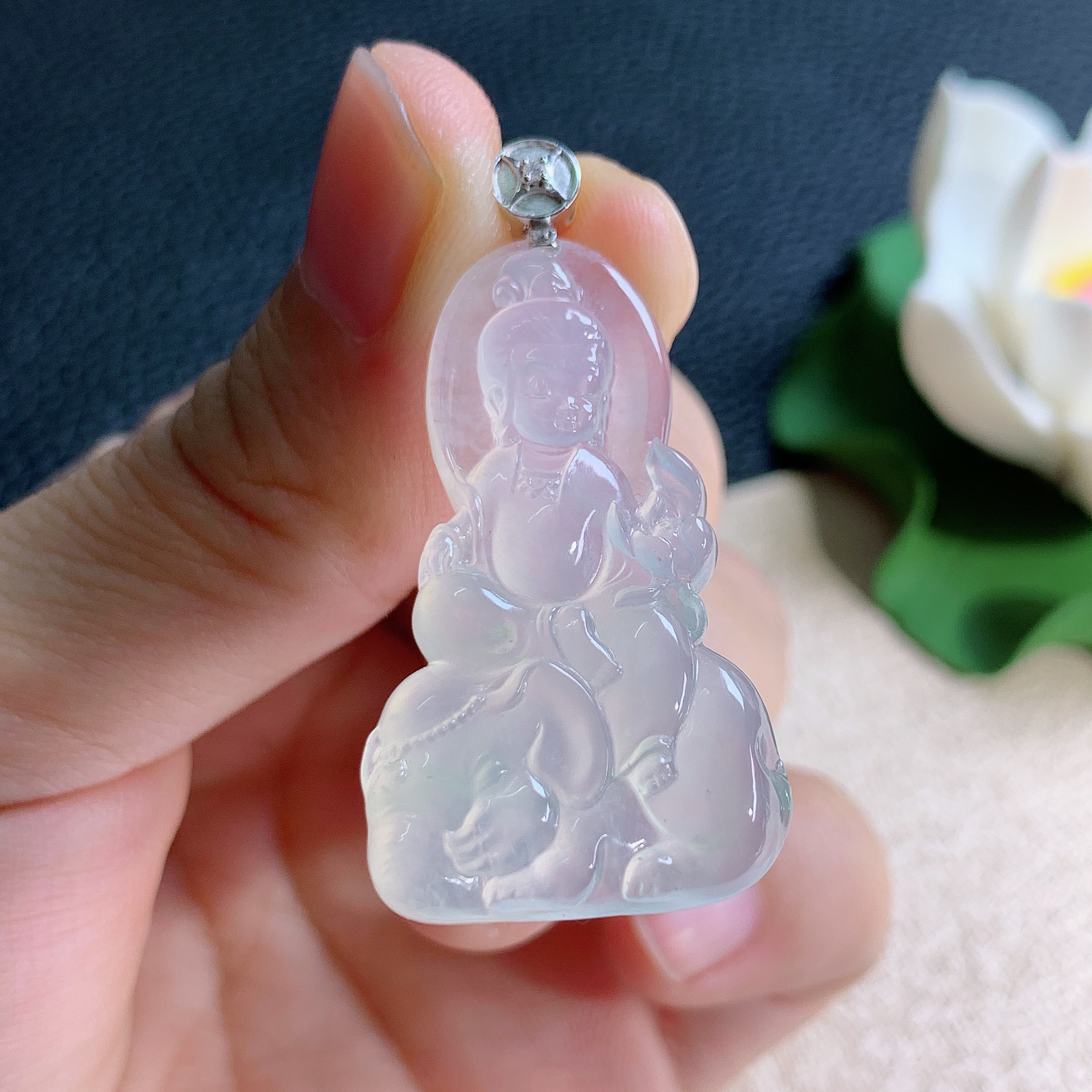 缅甸天然翡翠A货老坑冰种普贤菩萨吊坠精品时尚气质37*22.4*5
