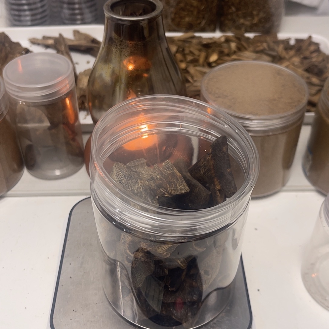 刘***牛沉香碎屑沉香罗门黑棋