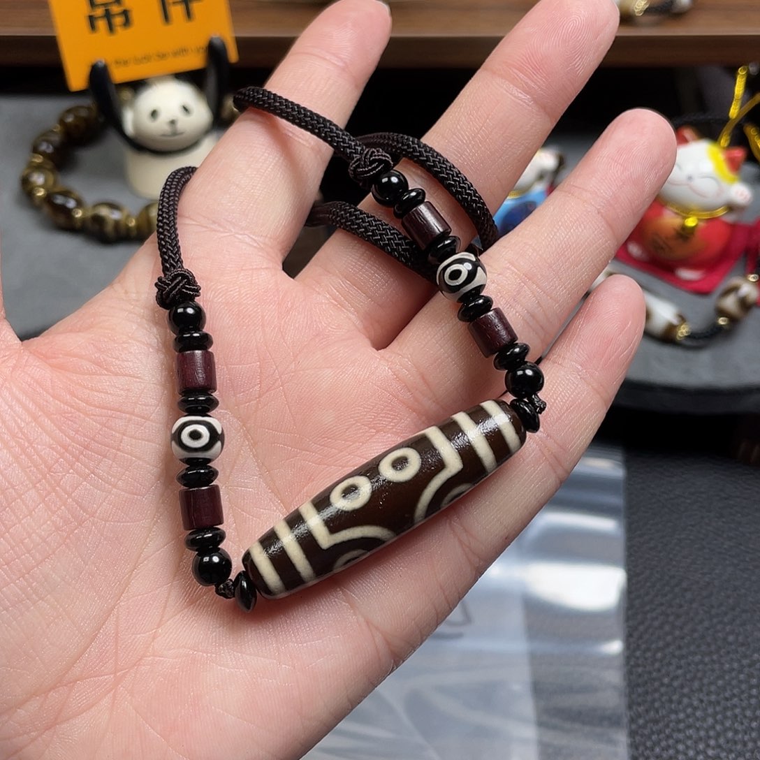 亮***8玛瑙/玉髓未镶嵌颈饰