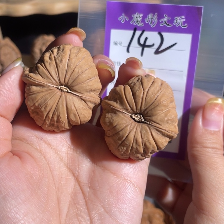 乌***哥142号 南瓜 3999999