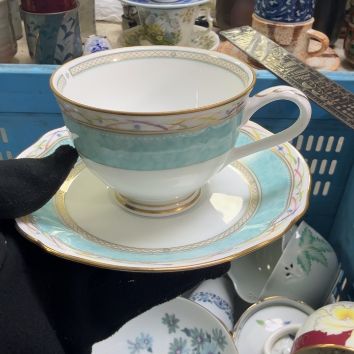 瓷片在**方开播啦…开播啦！