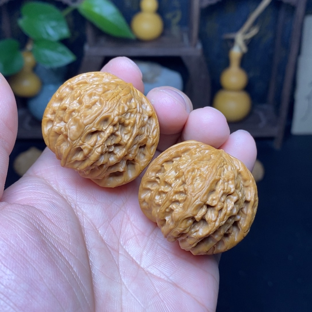 文玩核桃吊坠40磨盘