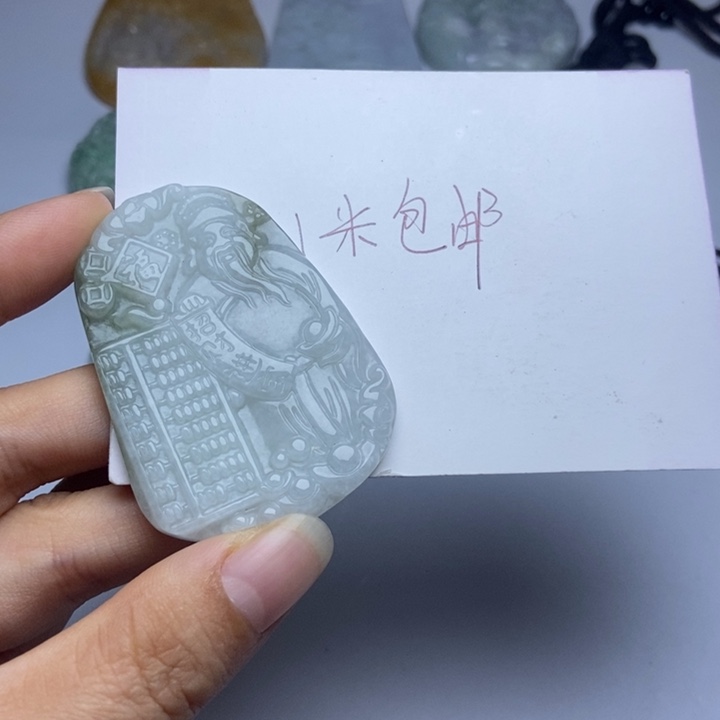 雄***枫颈饰未镶嵌翡翠翡翠