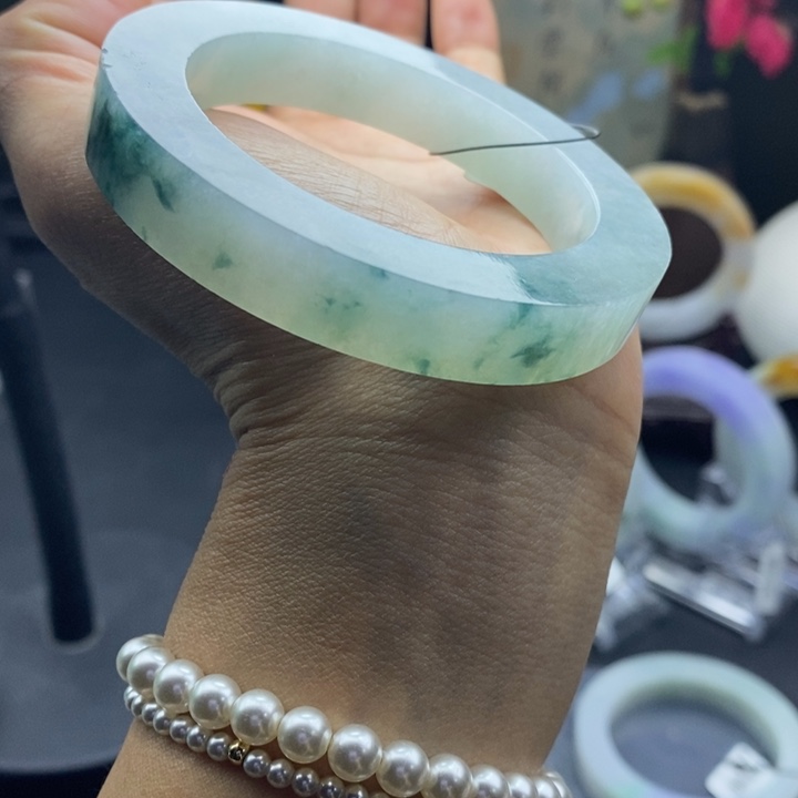 定制翡翠翡翠手镯未镶嵌