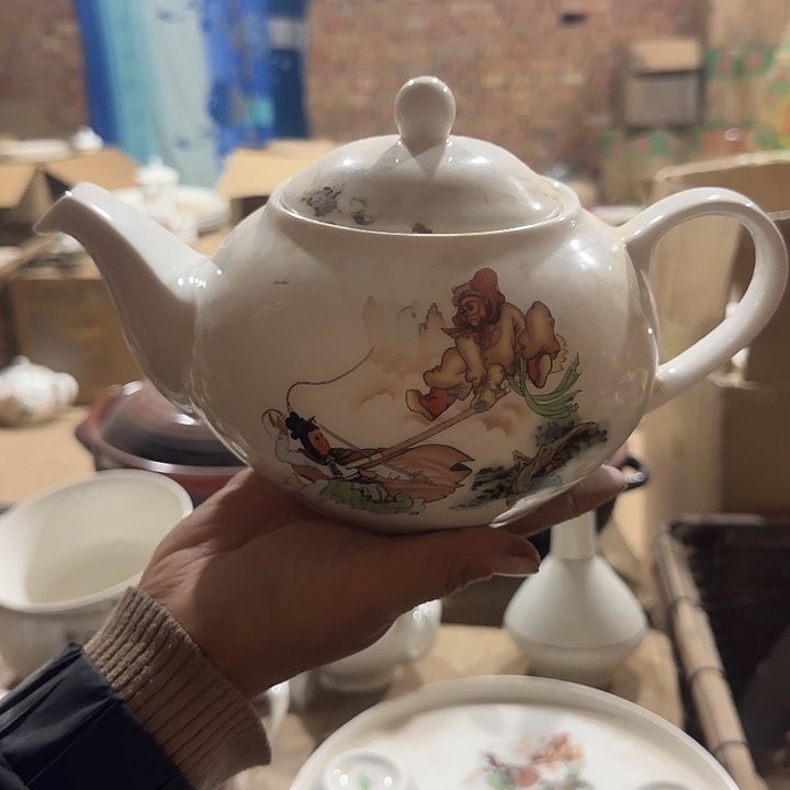 库存微瑕三打白骨精三打白骨精多空茶壶容量1000