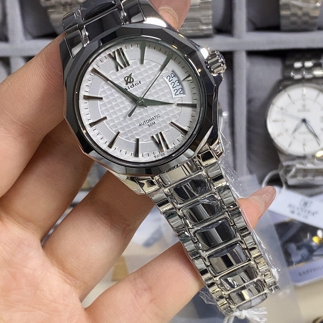 全自动机械男表       