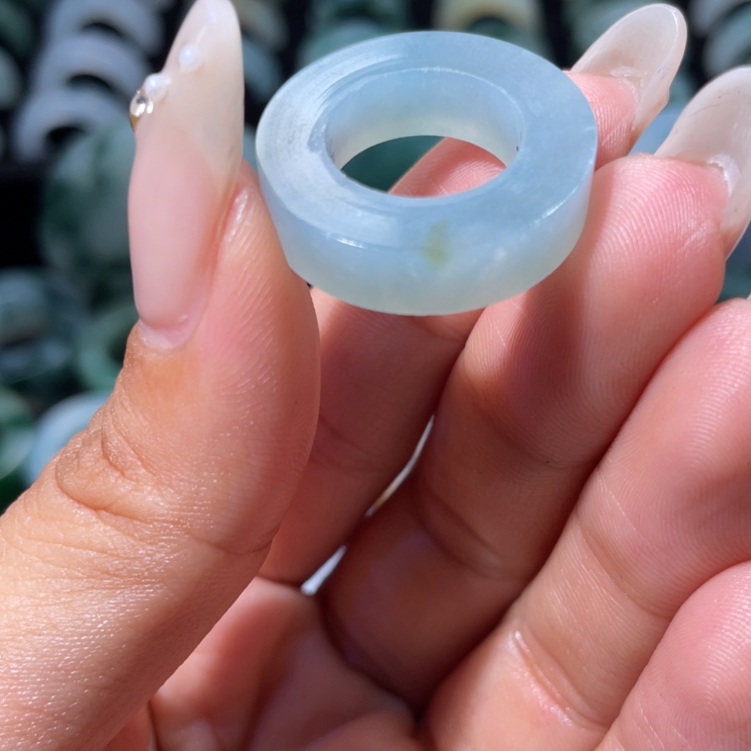 定制翡翠未镶嵌天然翡翠