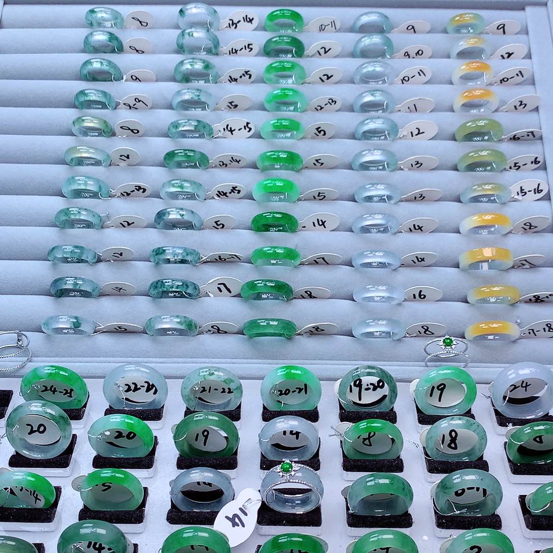 翡翠戒指未镶嵌缅甸