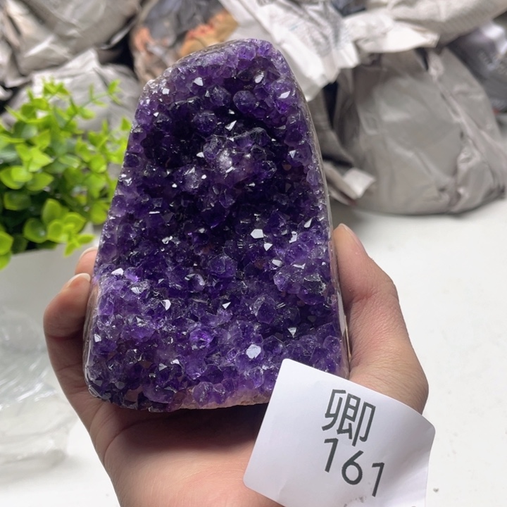 未镶嵌大型摆件（非配饰）水晶