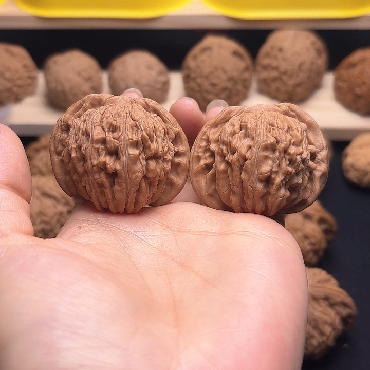 文玩核桃吊坠44四座楼