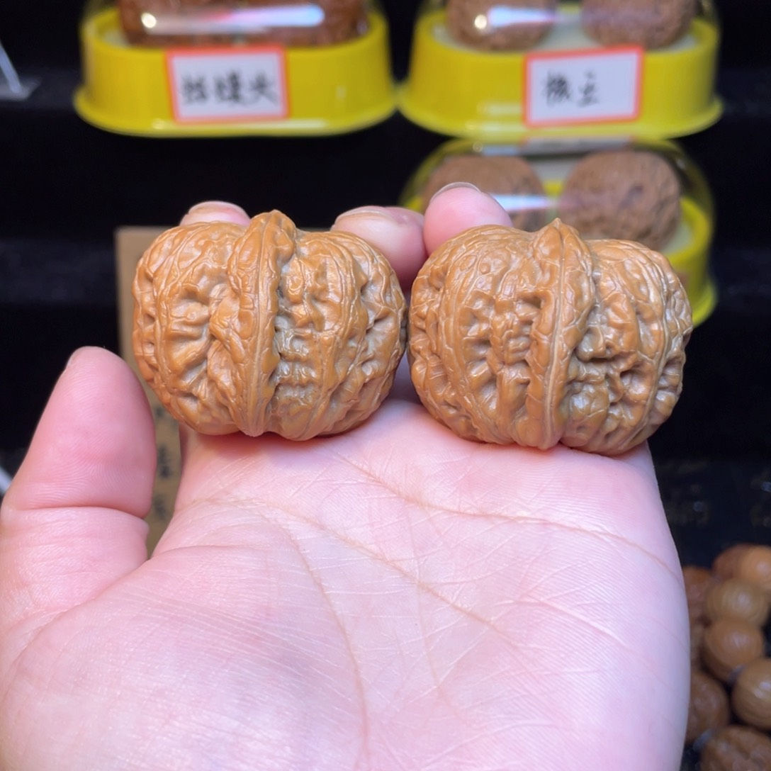 文玩核桃把件元宝41尺