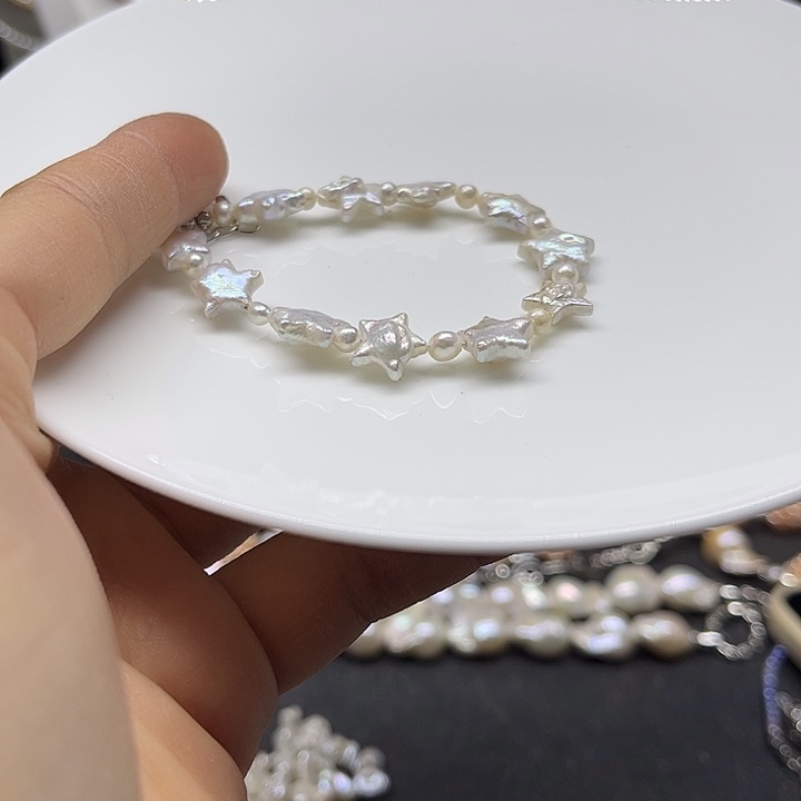 未镶嵌颈饰淡水珍珠