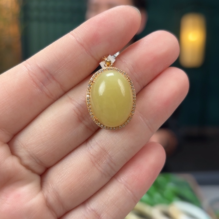 和田玉吊坠银S925镶嵌