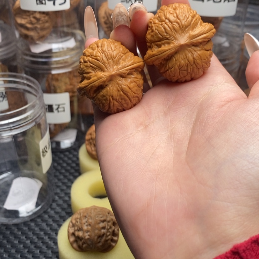 【闪购商品】文玩核桃吊坠小*凯乾隆抹