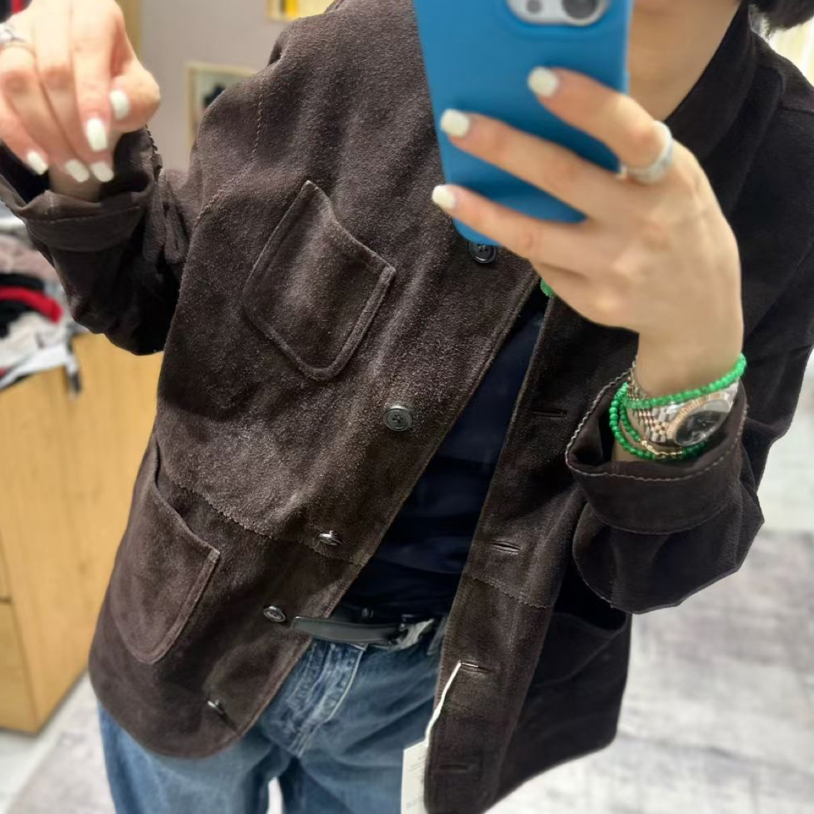 依柏杉新款咖色皮衣