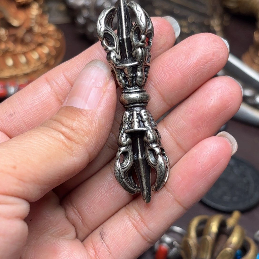 铜星月菩提吊坠项链