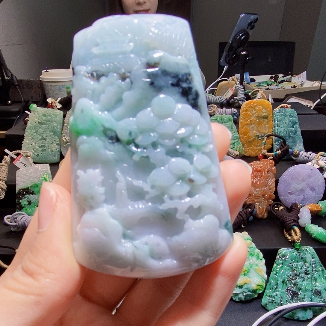 颈饰未镶嵌翡翠翡翠