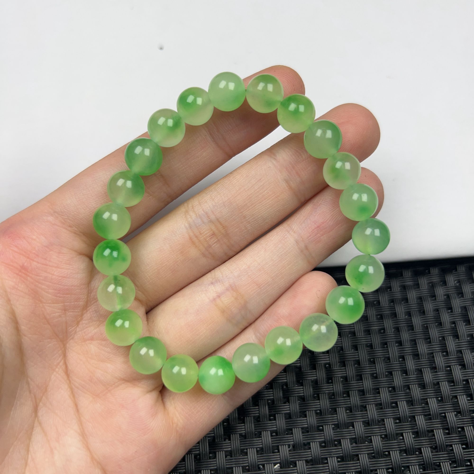 Z12绿飘花8m手串百搭气质精美时尚