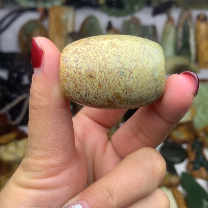 岫岩河磨玉（透闪石质玉）挂件未镶嵌