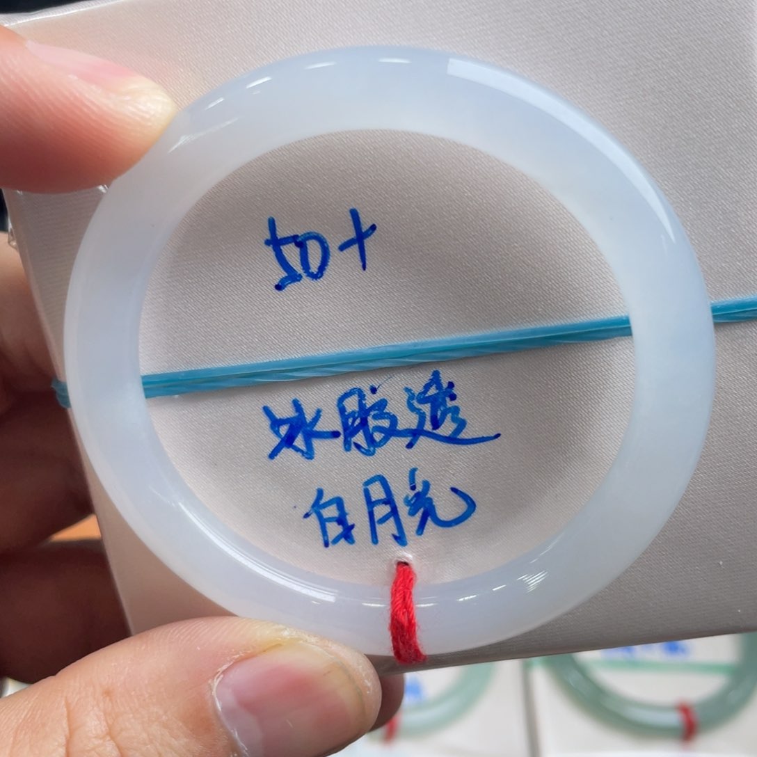 翡翠未镶嵌手镯翡翠手镯