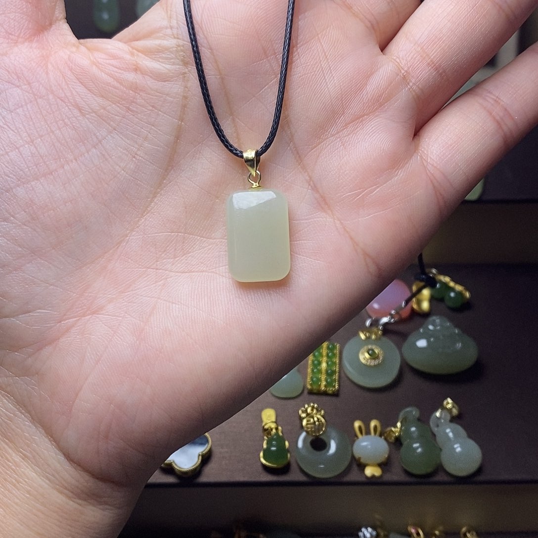 和田玉颈饰银S925镶嵌