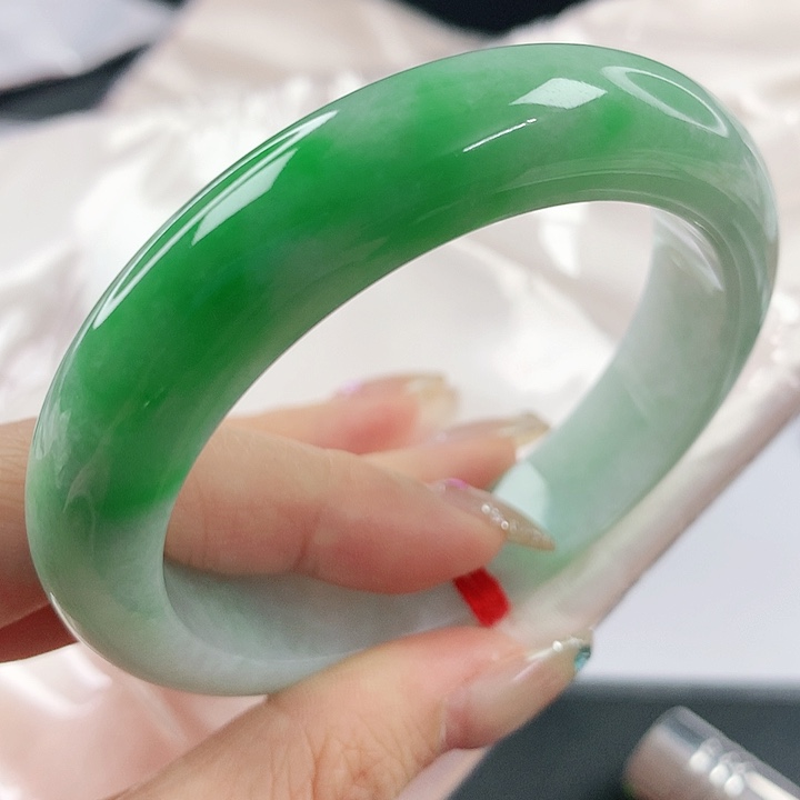 未镶嵌手镯翡翠，776