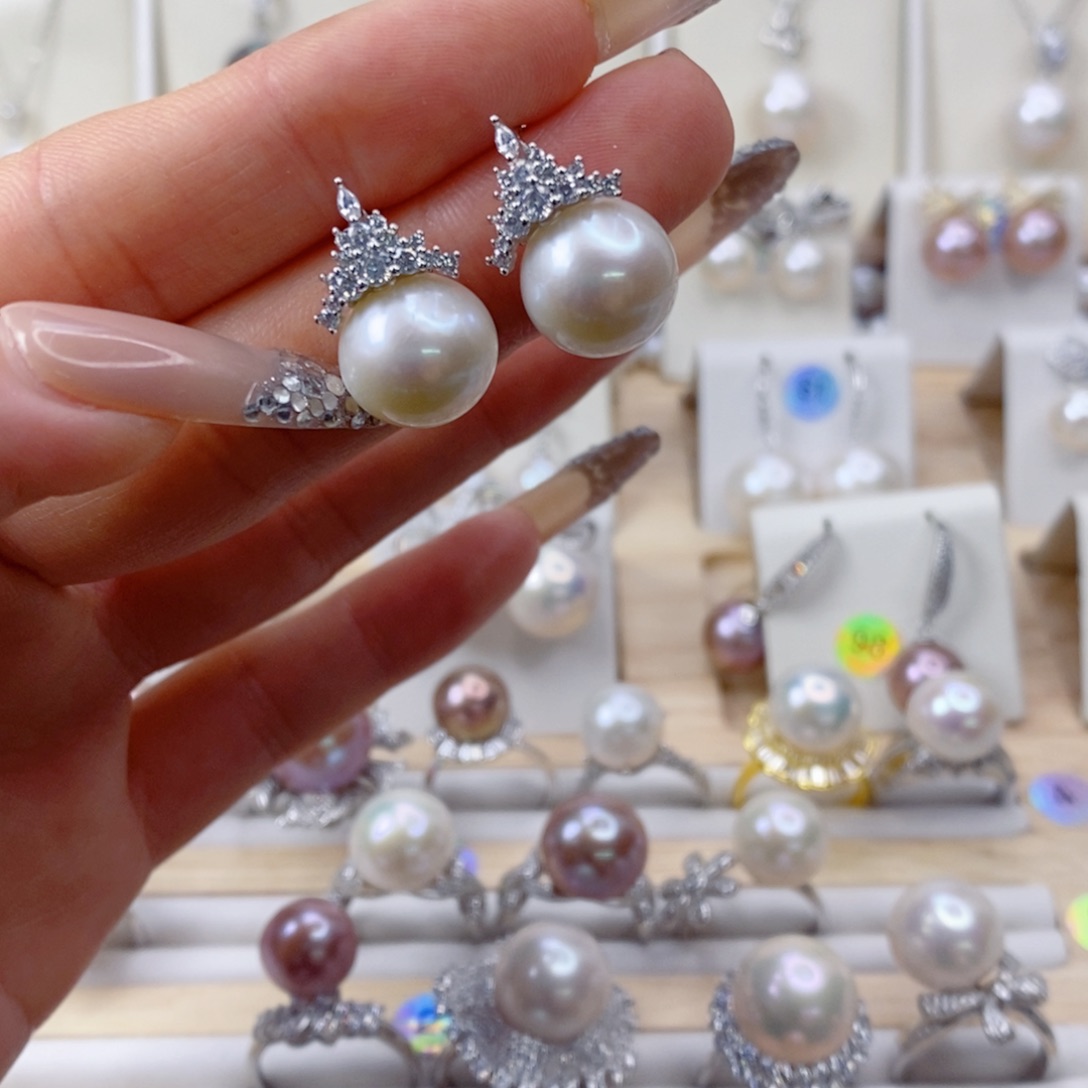 淡水珍珠耳饰合金