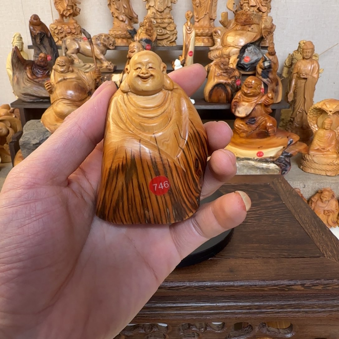 崖柏小木匠艺雕一物一拍