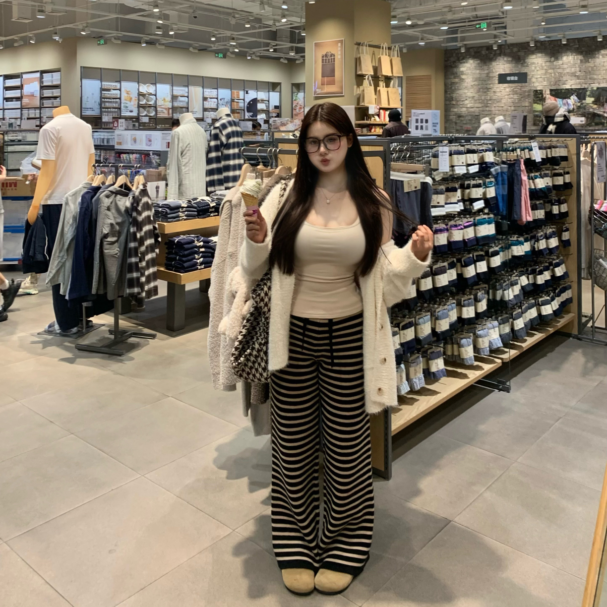 【小肉瑶】“遛弯裤”条纹舒适圈 软糯舒服的针织休闲阔腿裤